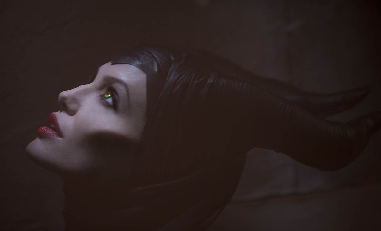 Angelina Jolie es Maléfica en MALEFICENT
