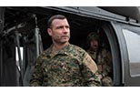 Foto Liev Schreiber en La quinta ola